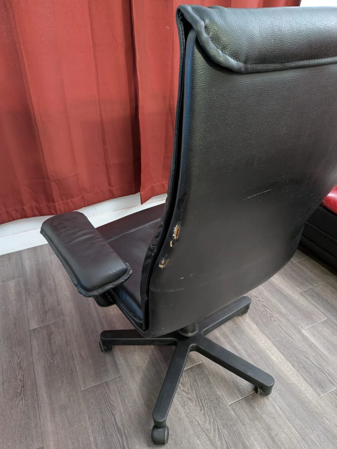 Black Office Chair (big) - photo 5