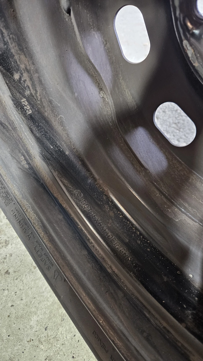 Continental UltimateContact Tires (Set of 4) - photo 2
