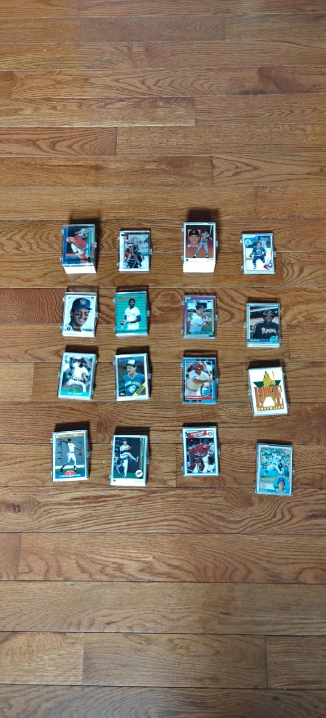 Collection of Baseball Cards