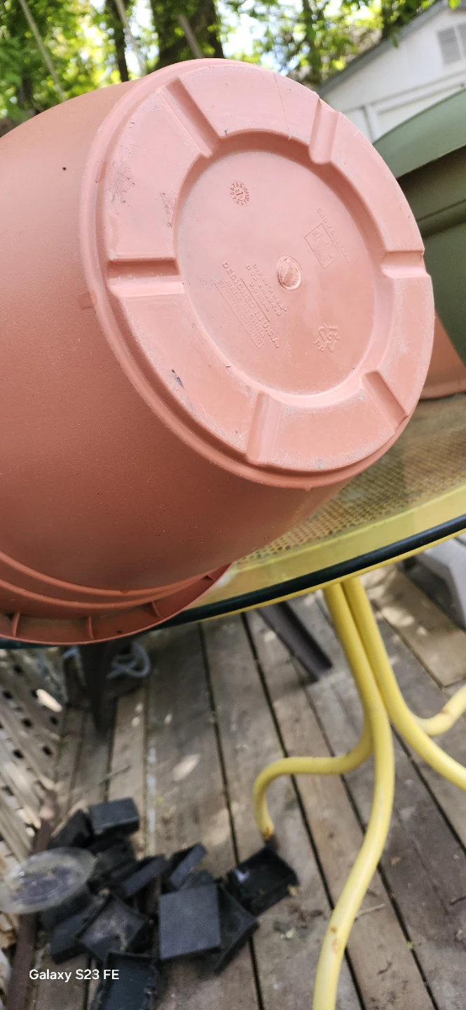 Terracotta Plastic Plant Pot - photo 3