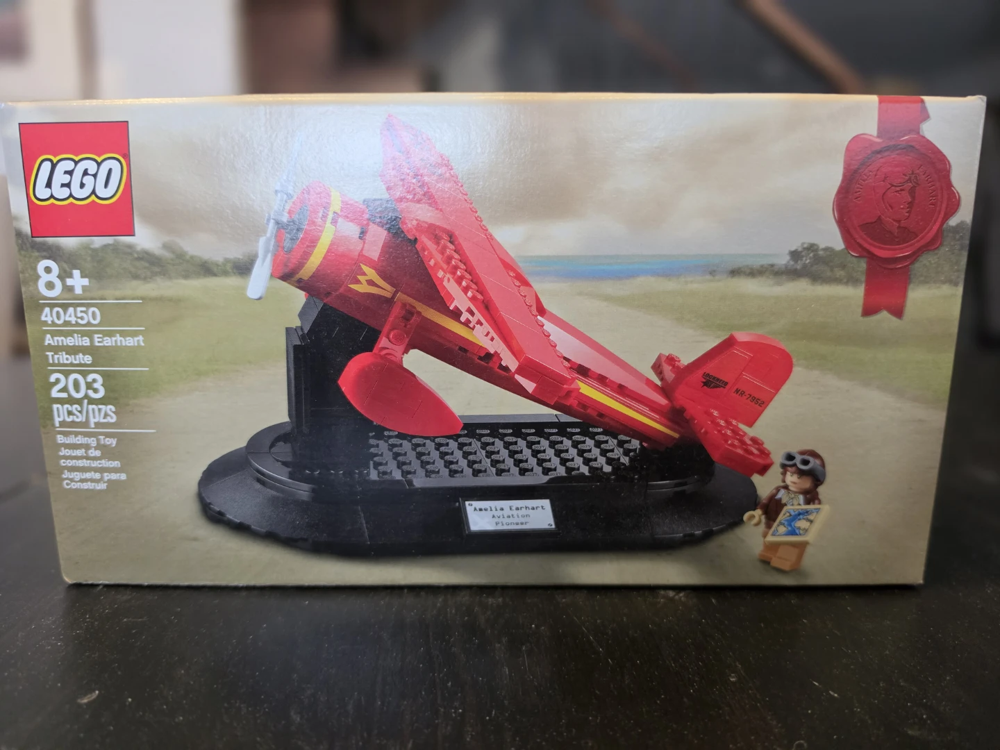 LEGO 40450 Amelia Earhart Tribute Set BNIB