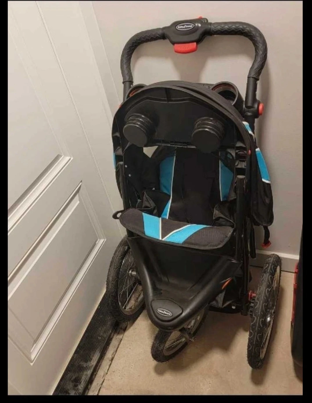 Baby Trend Jogger Stroller - photo 3