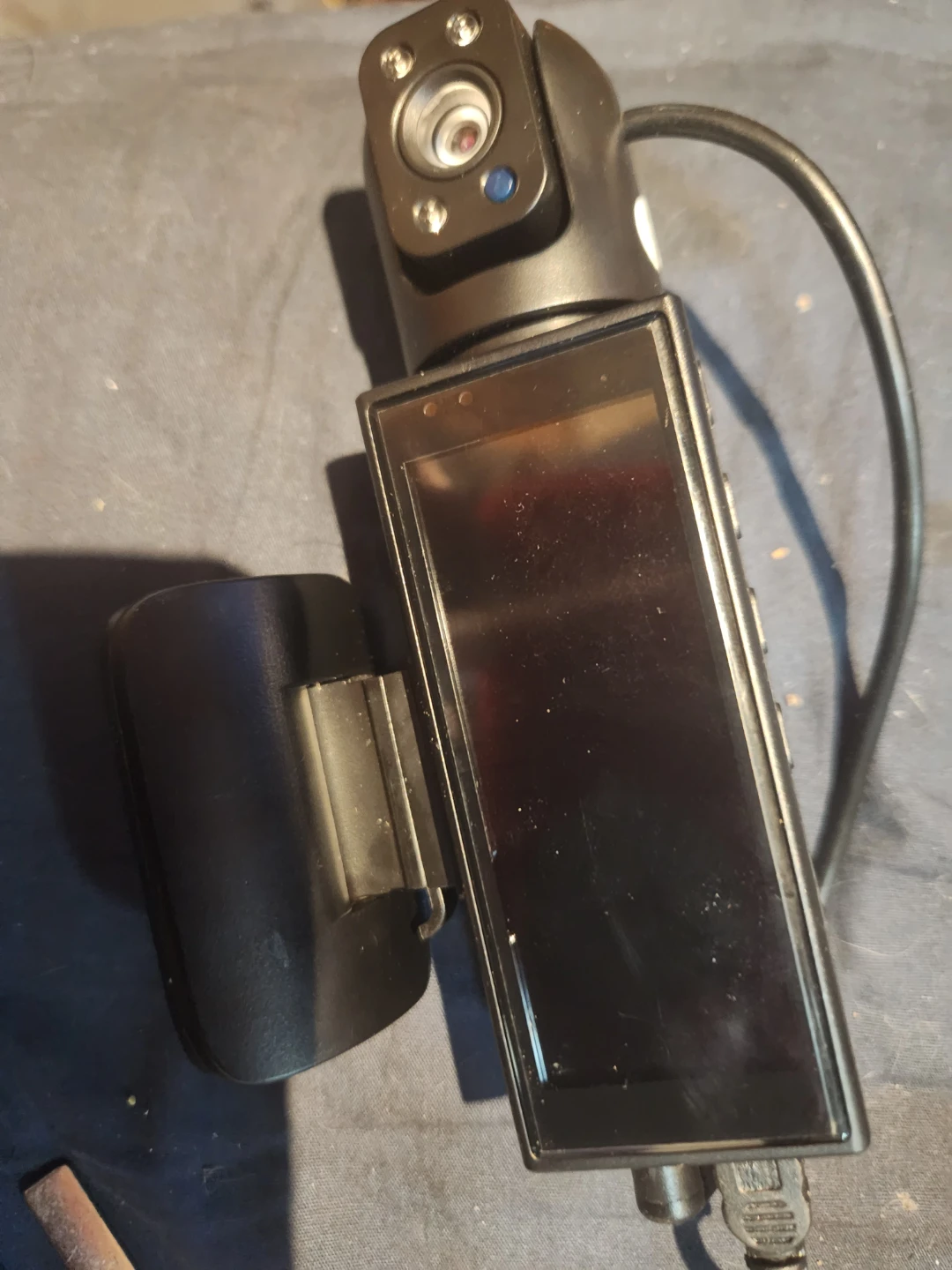 Dash Cam with Mount and Car Charger - photo 3