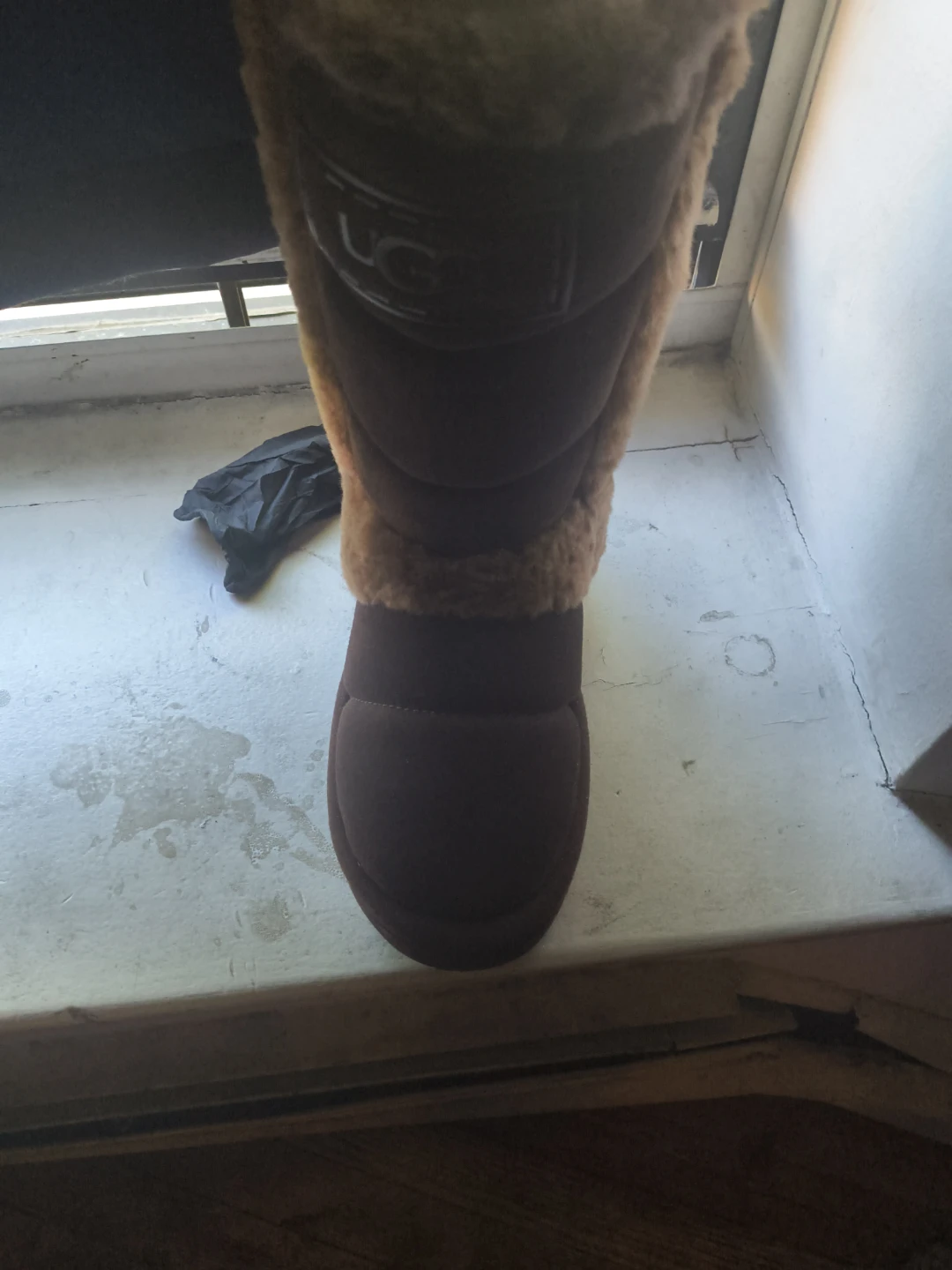 Ugg Brown Puffer Sheepskin Boots Size 6
