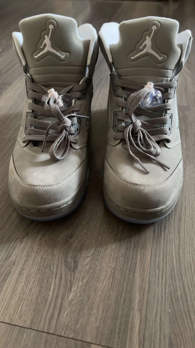 Air Jordan 5 Retro "Wolf Grey" Sneakers
