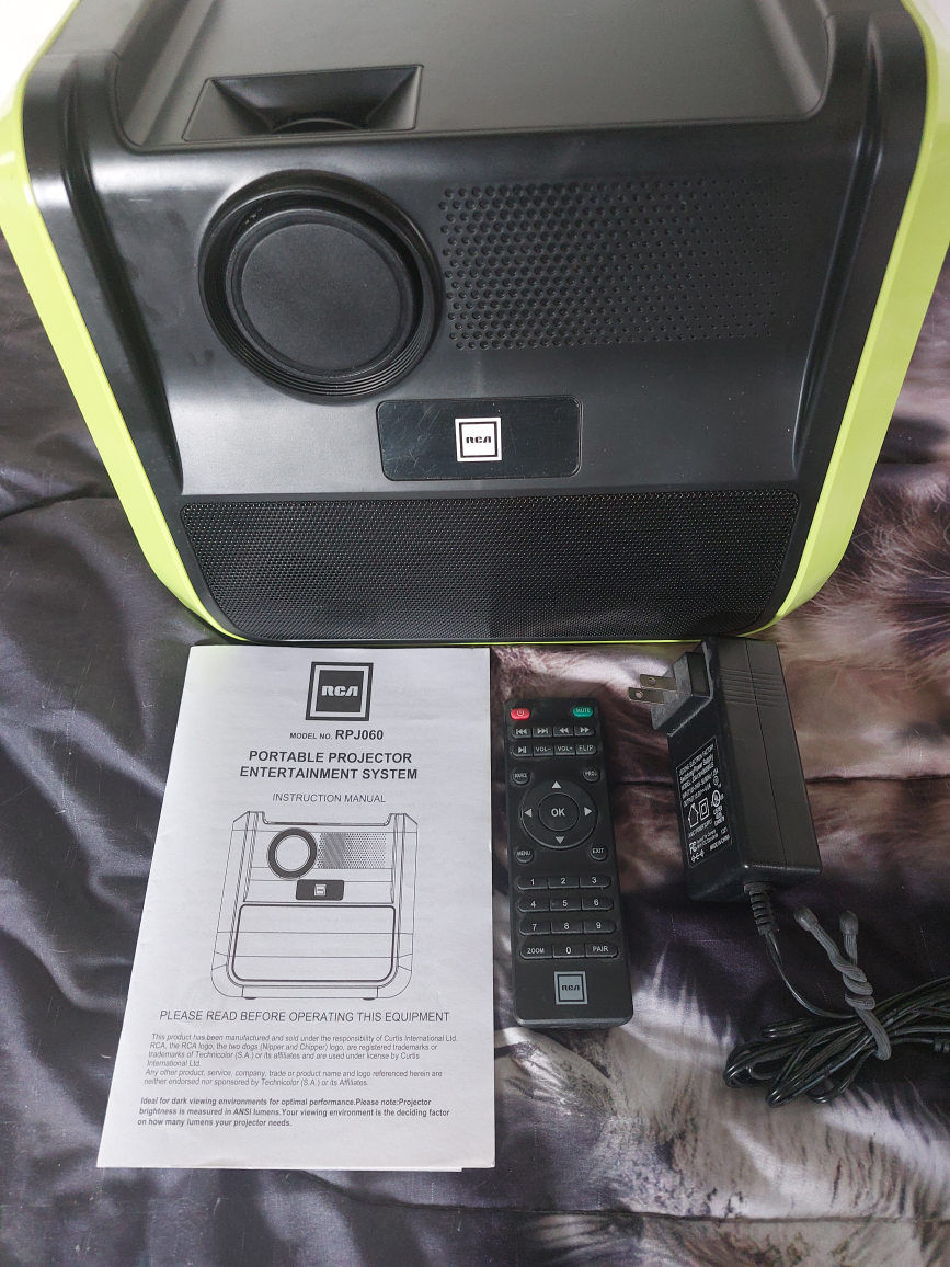 RCA RPJ060 Portable Entertainment System Projector - photo 2