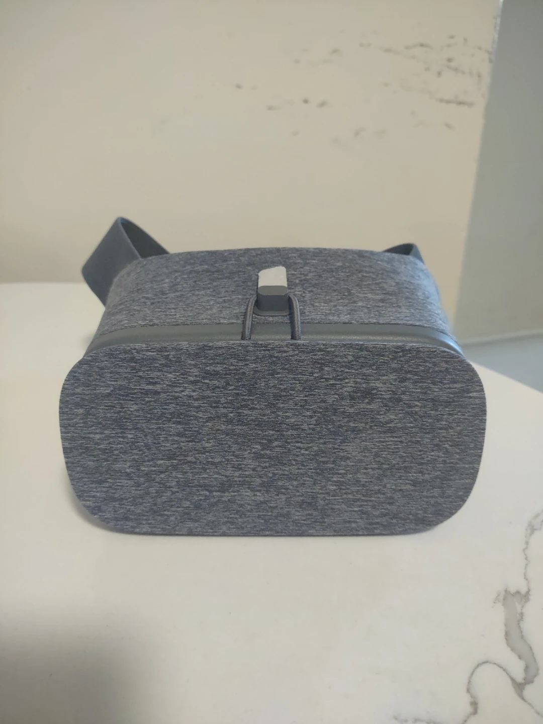 Google Daydream View VR Headset - photo 2