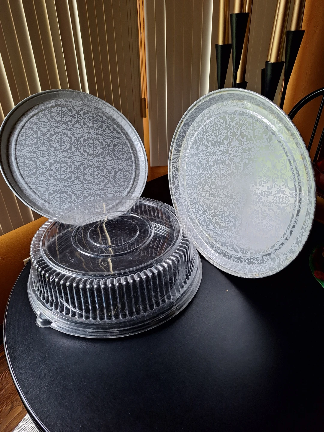 Cake Circles and Dome Lids