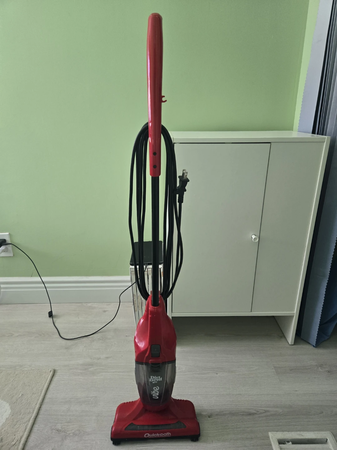 Dirt Devil Vibe Bagless Stick Vacuum