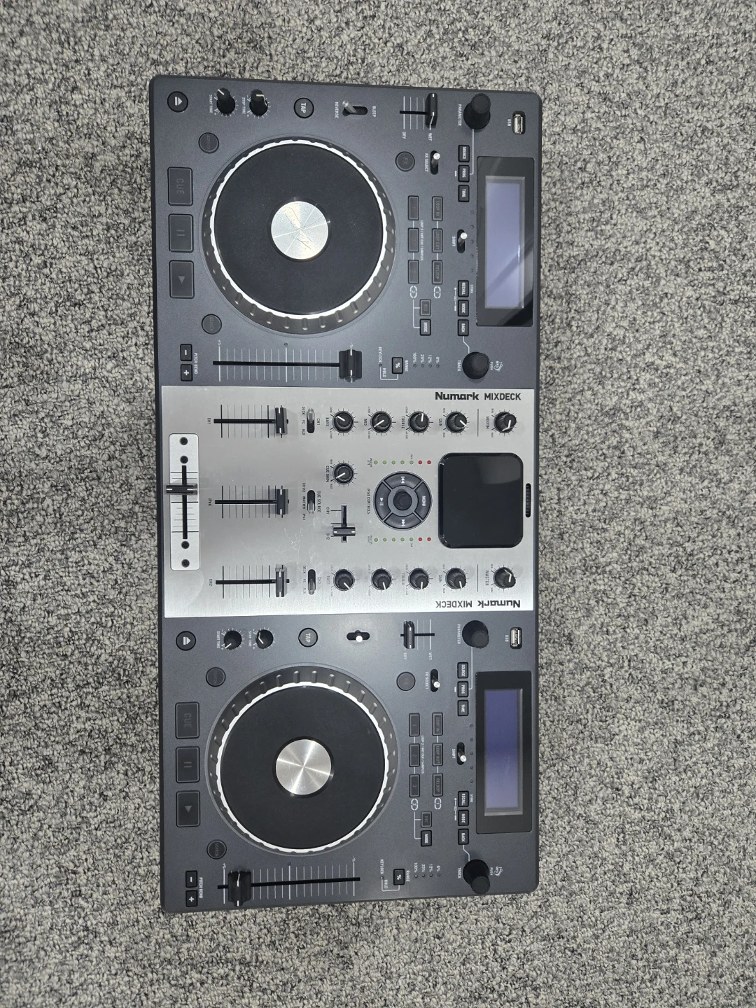Numark Mixtrack DJ Controller - photo 2