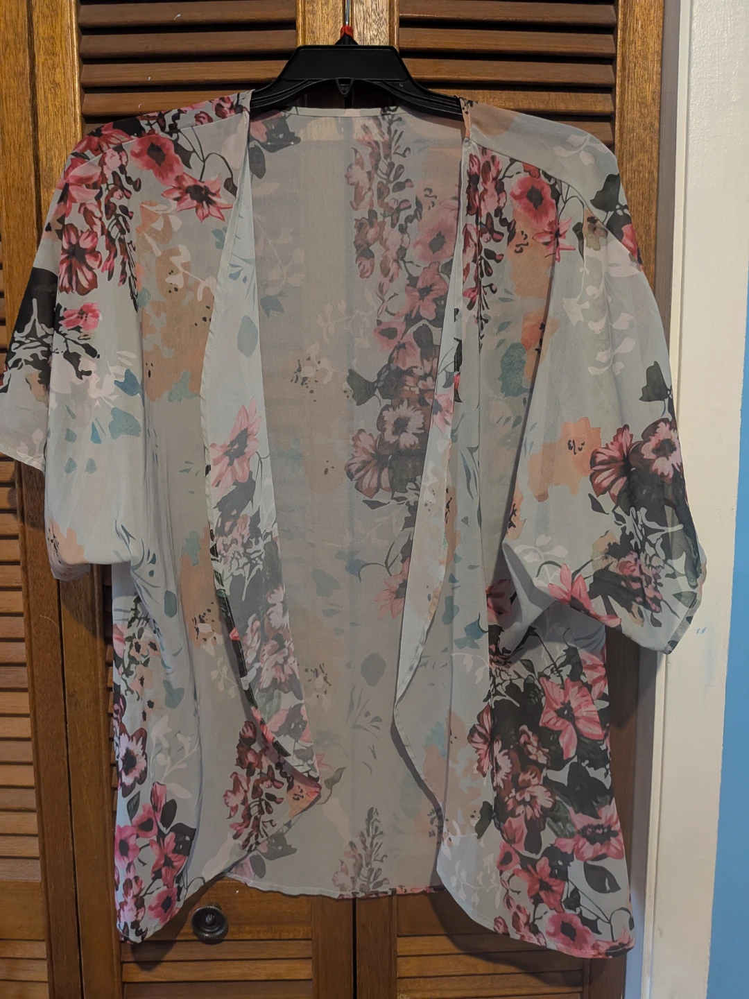 Hibluco Floral Kimono Cover-up