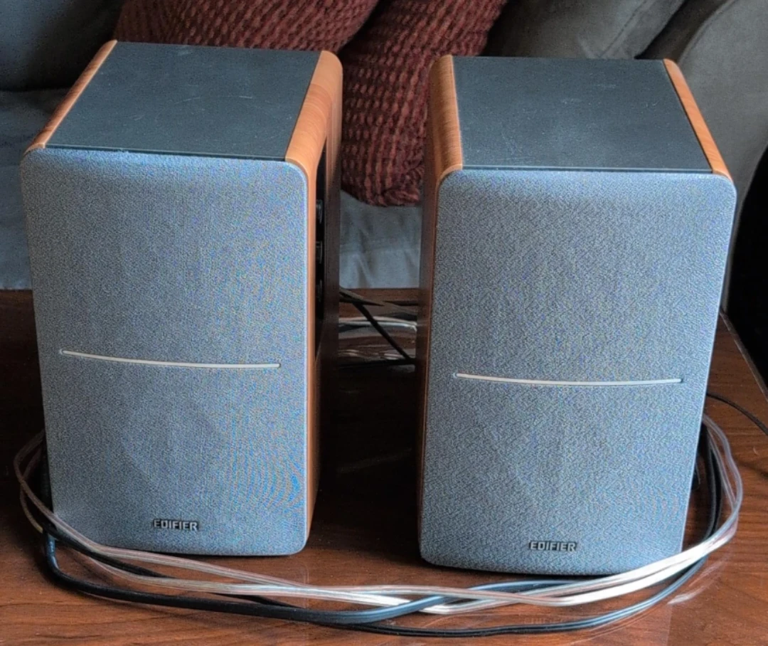 EDIFIER R1280T Multimedia Speakers