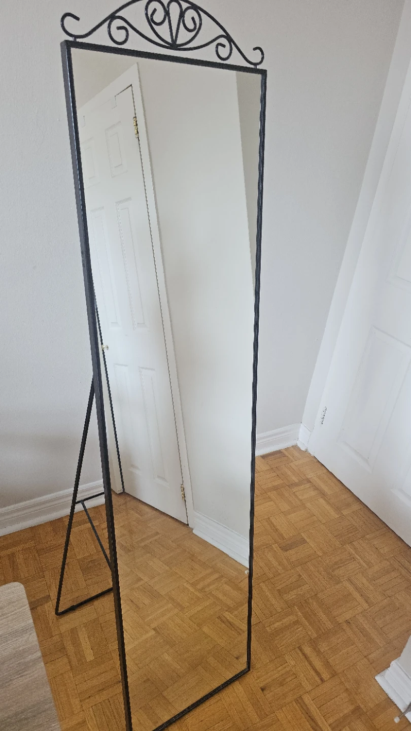 Full Length Standing Mirror with Ornate Top