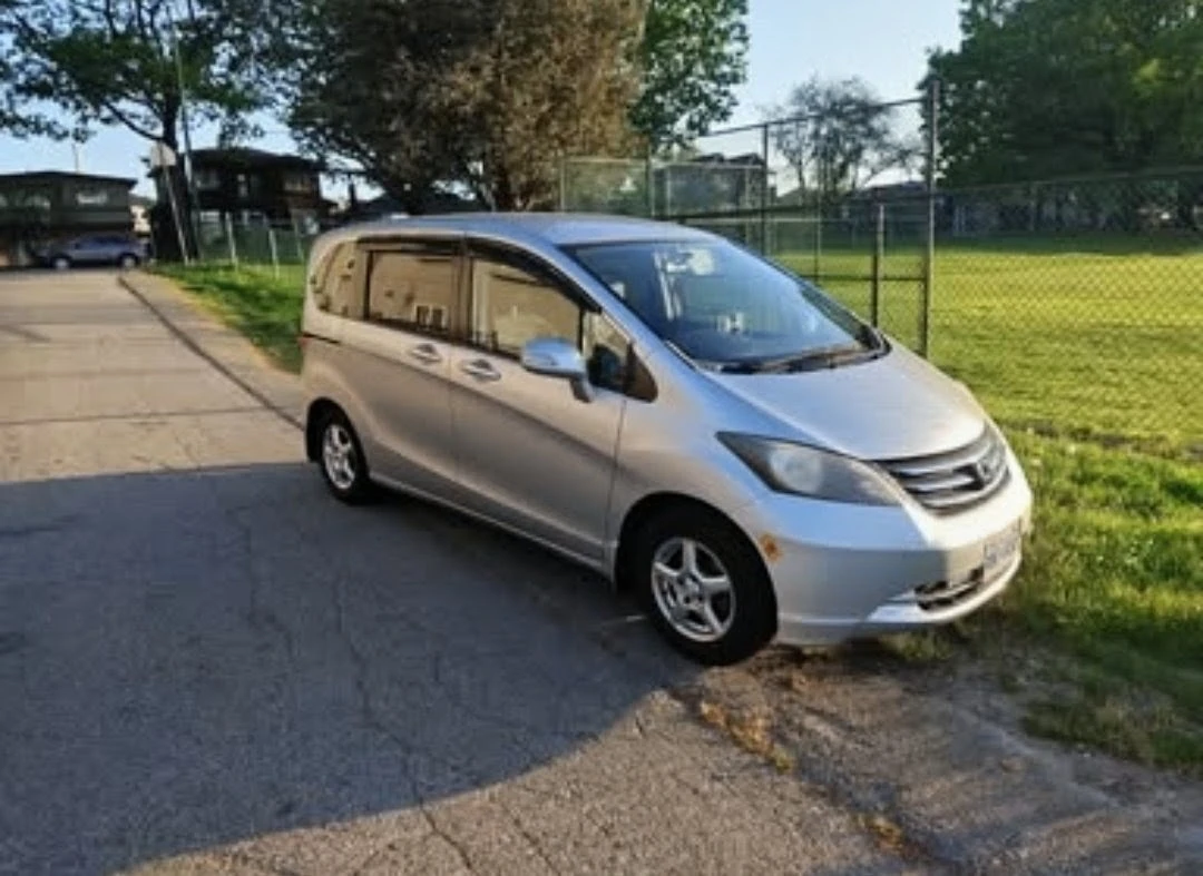 2009 Honda Freed Passenger Van