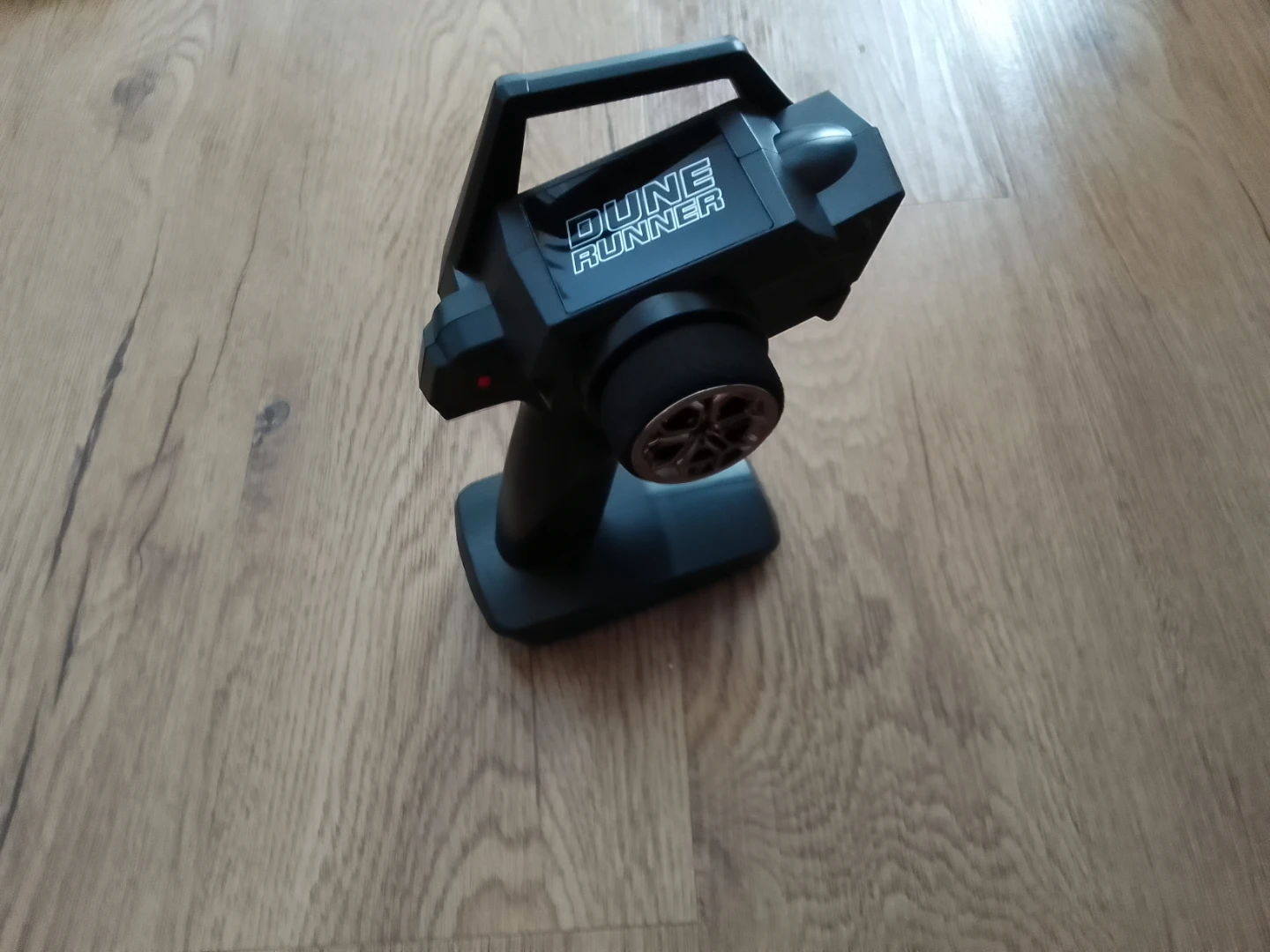 Dune Runner 4x4 High Speed RC Vehicle - photo 2