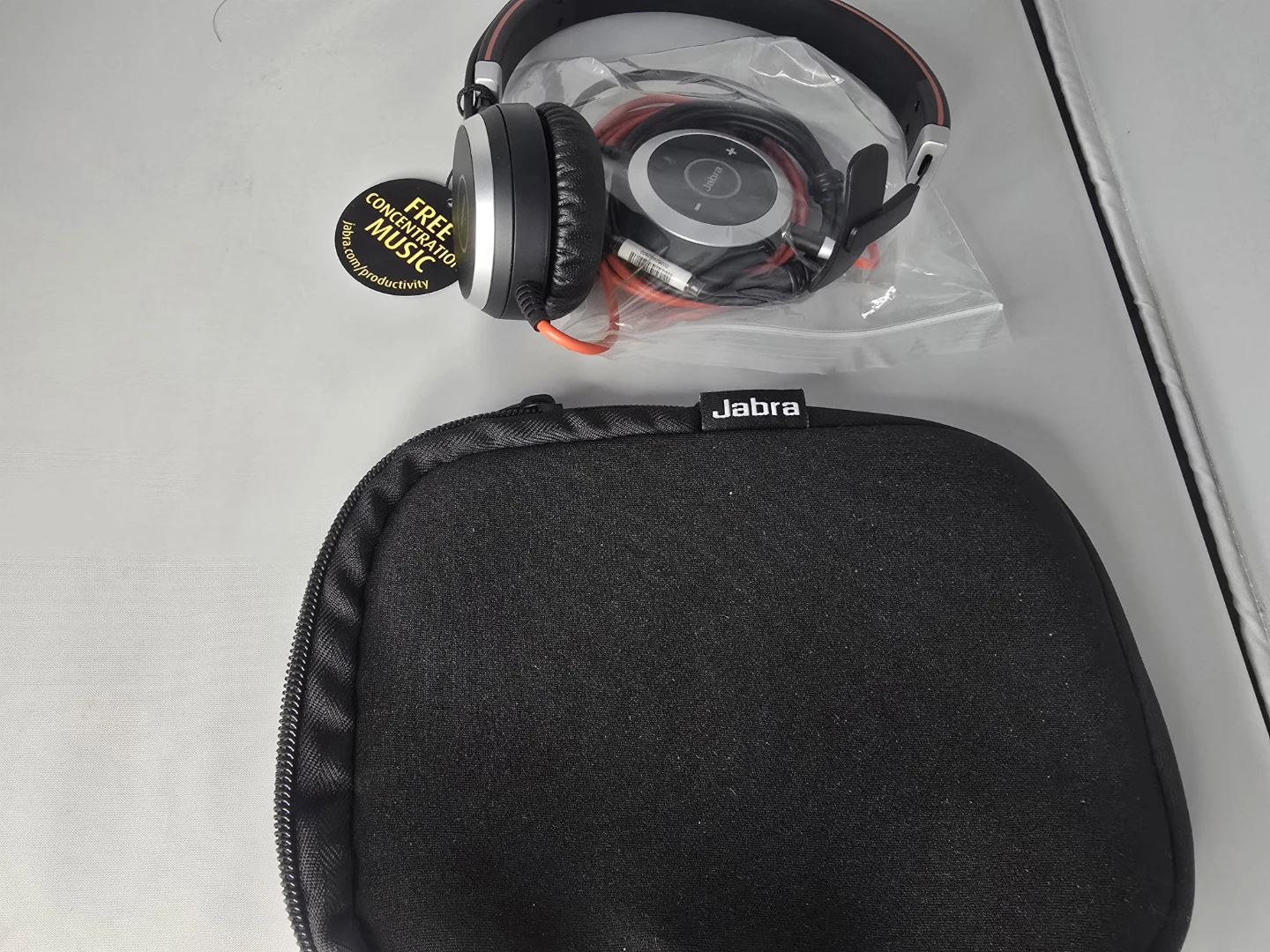 NEW!Jabra: Evolve 40 Mono USB/3.5mm Wired Corded Headset - photo 5