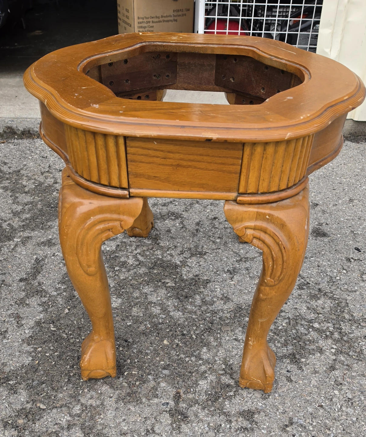 Vintage Oak Side Table with Carved Legs - photo 3
