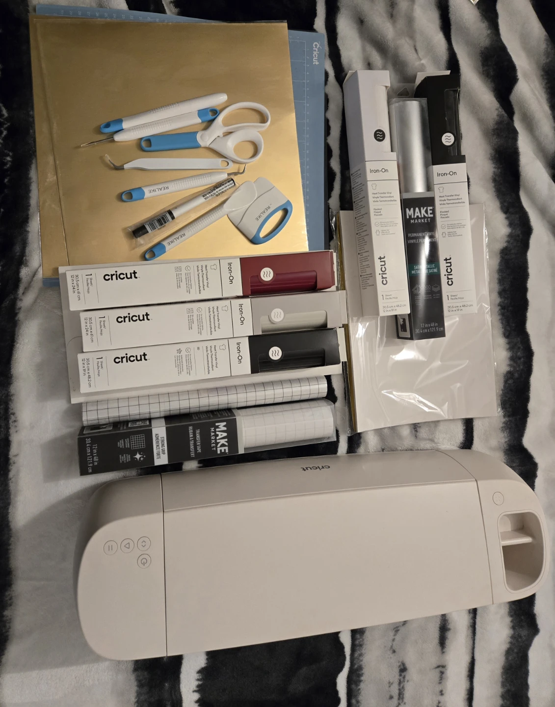 Cricut Explore 4 Seashell Machine with Accessories - photo 2