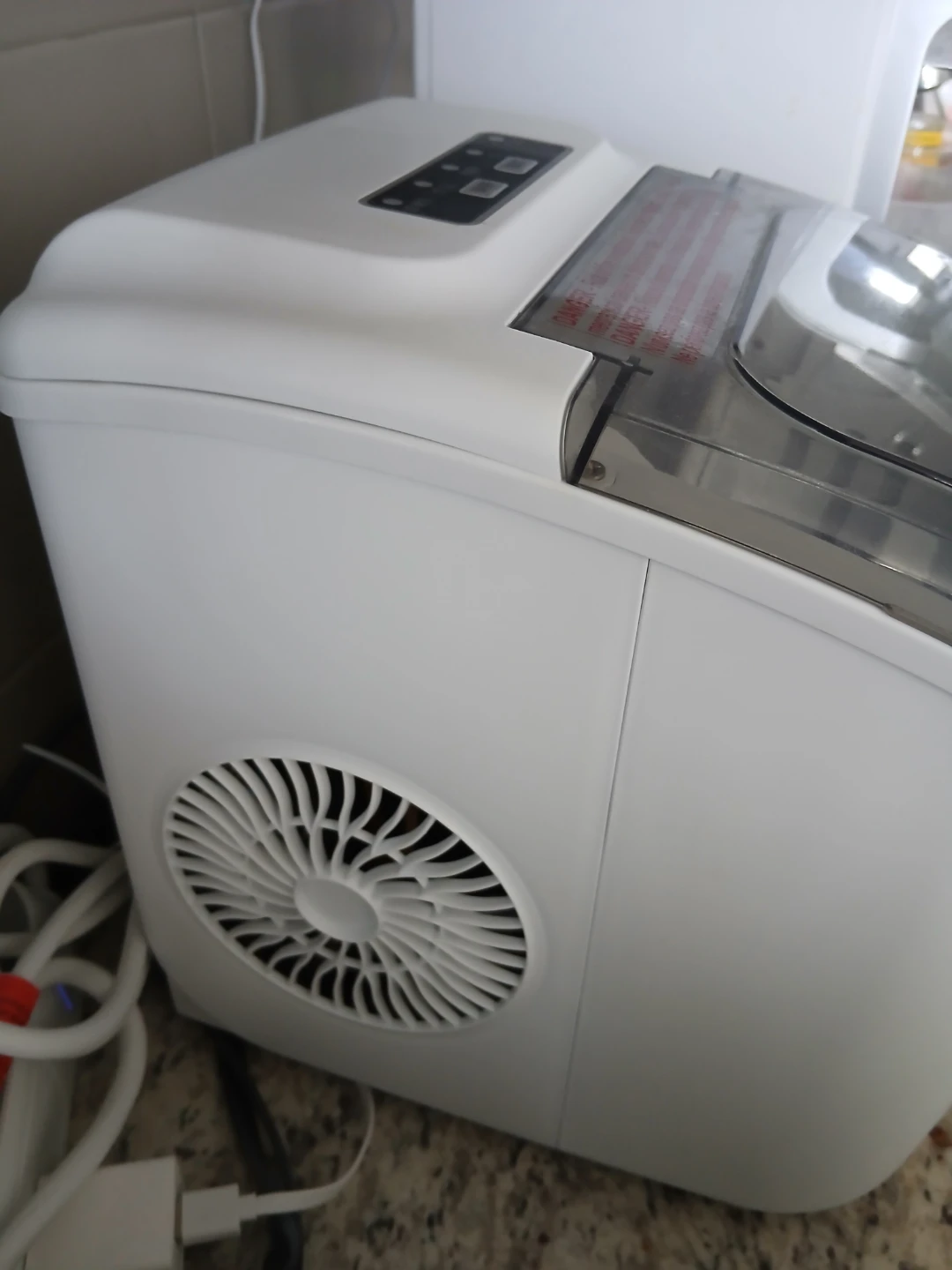 Frigidaire countertop Ice Maker - photo 2