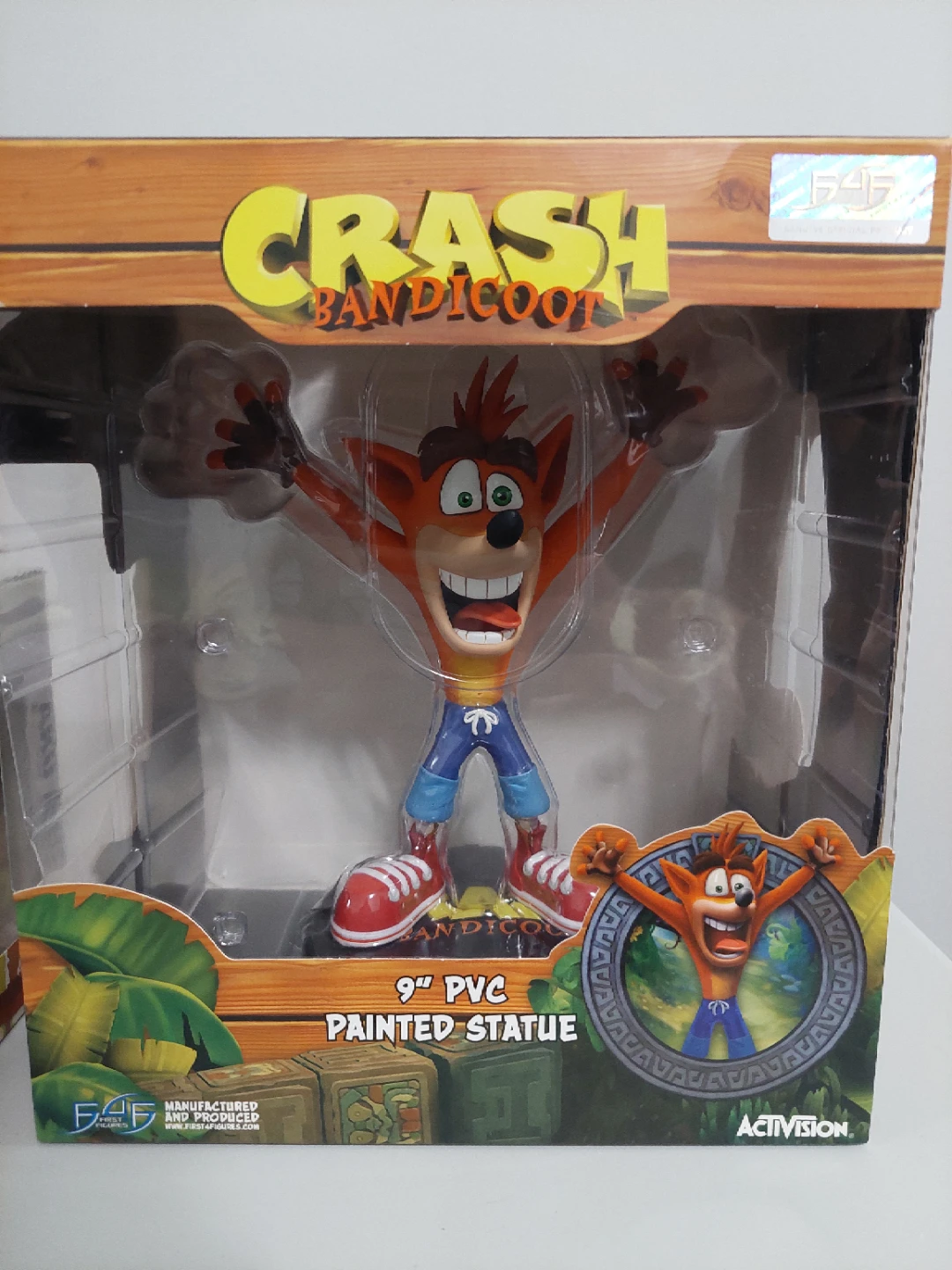 Crash Bandicoot Figures - photo 3