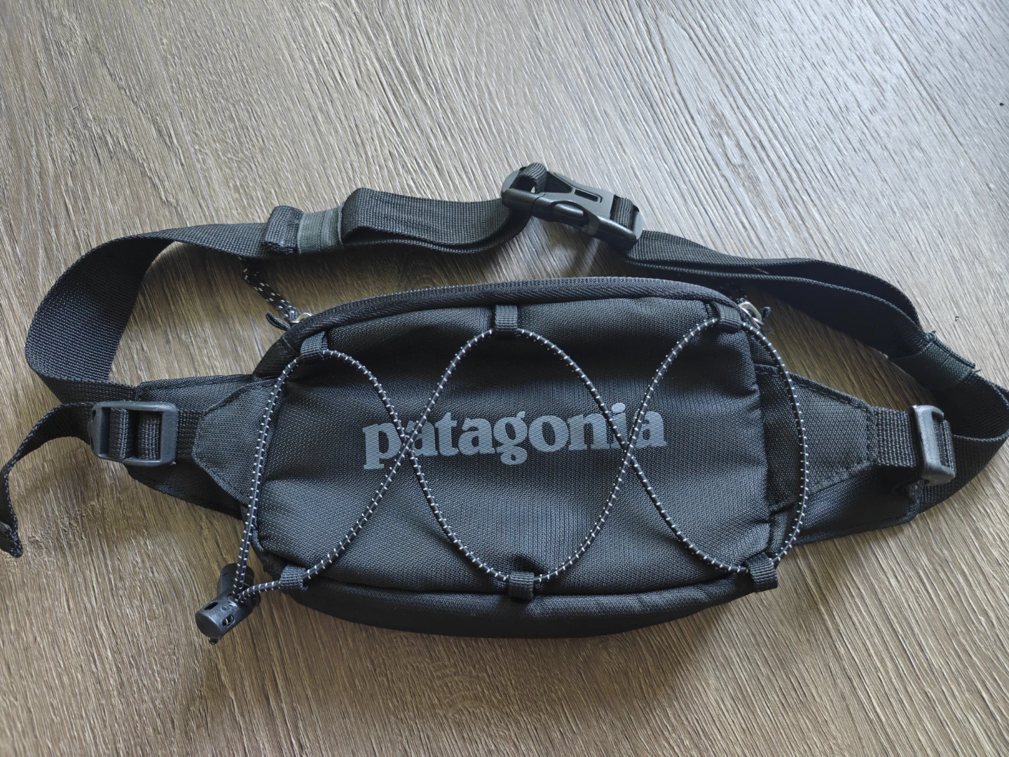 Patagonia Black Waist Bag - photo 2