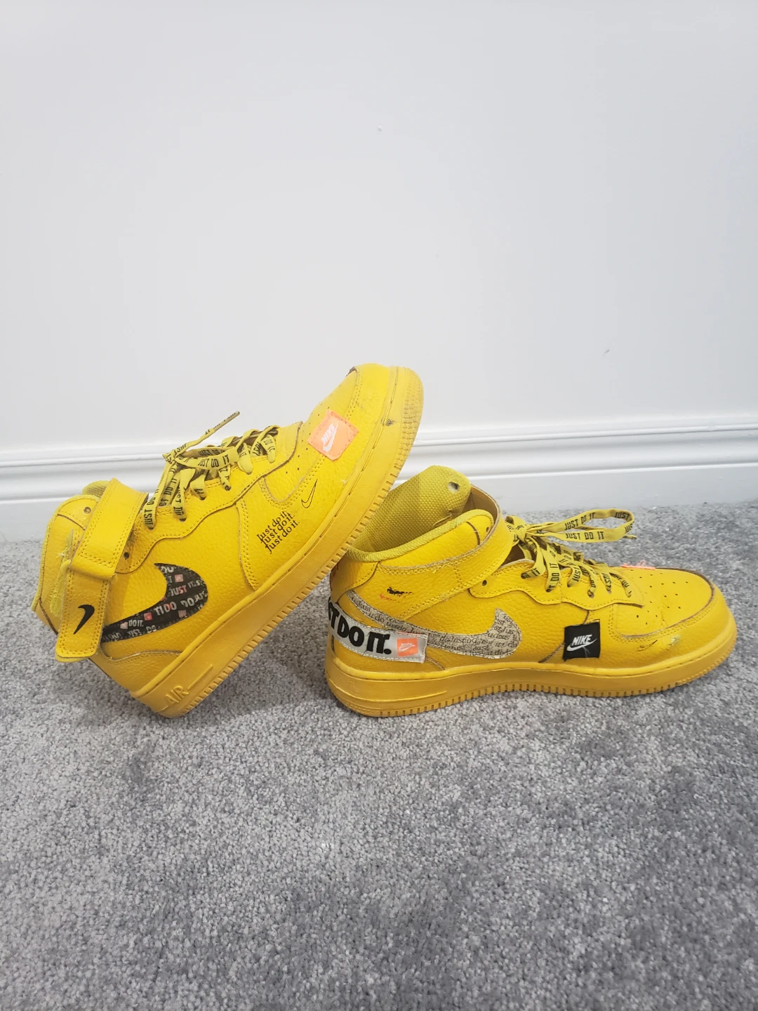 Nike Air Force 1 Mid 'Just Do It' Yellow - photo 2