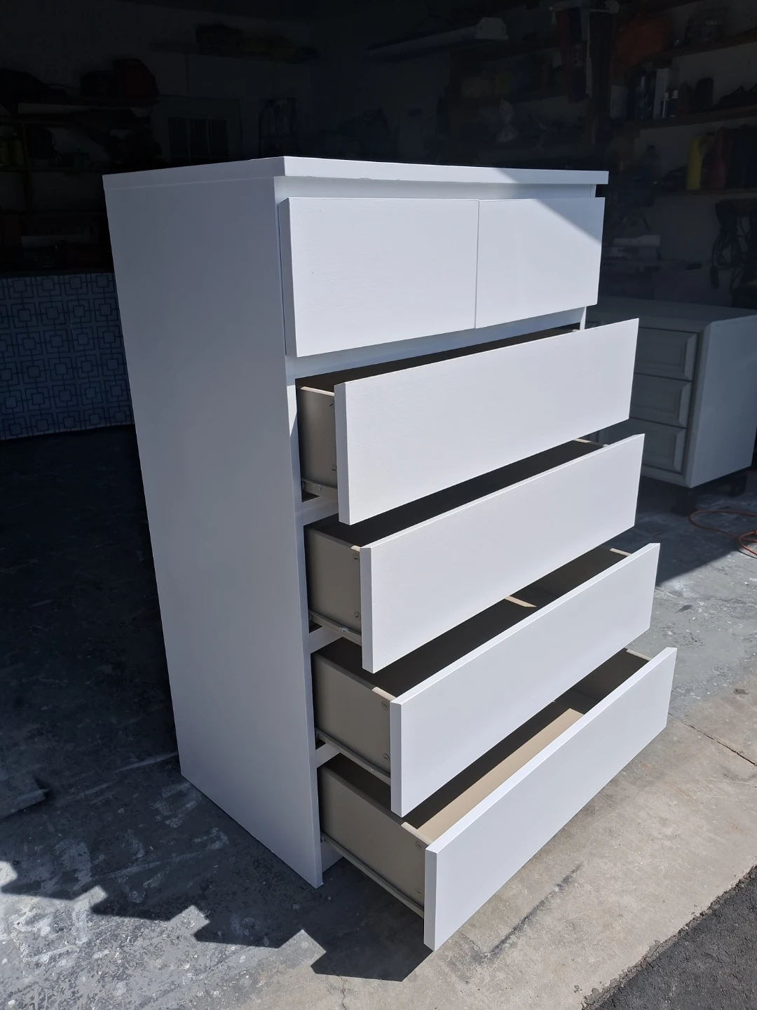 White 6-Drawer Dresser