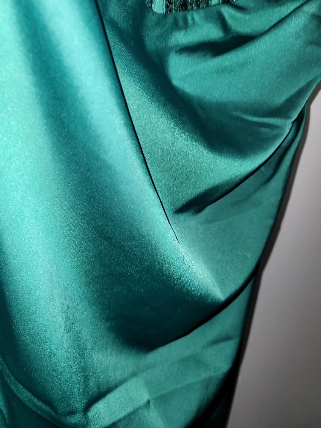 Emerald Green Sequin Corset Evening Gown - photo 3