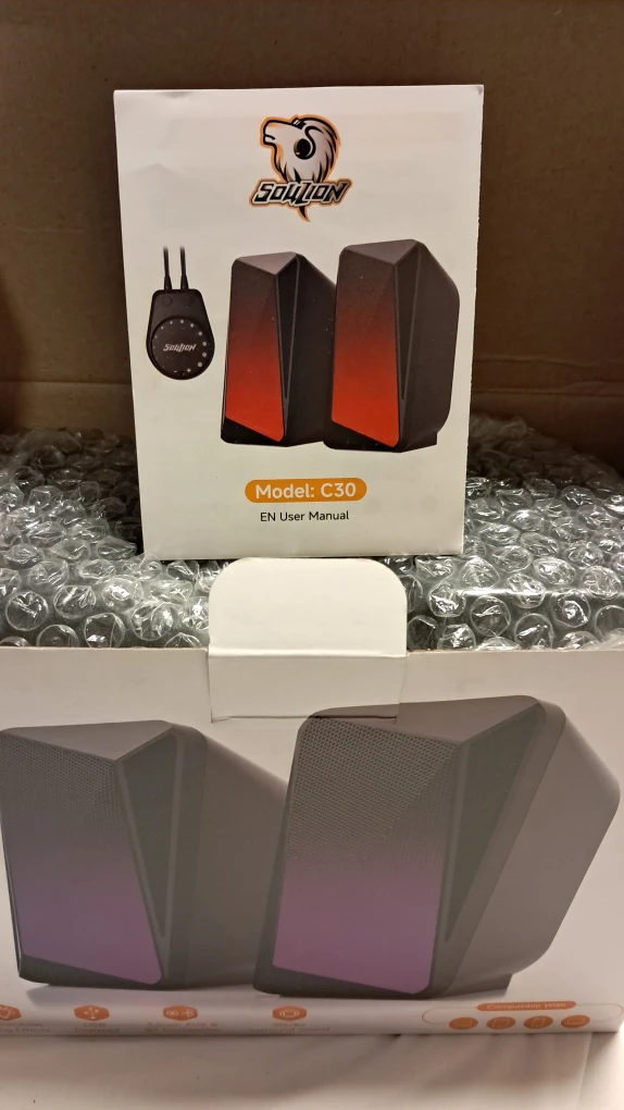 New electronics bundle - Camera, speakers, RGBs, iPad case, fan - photo 4