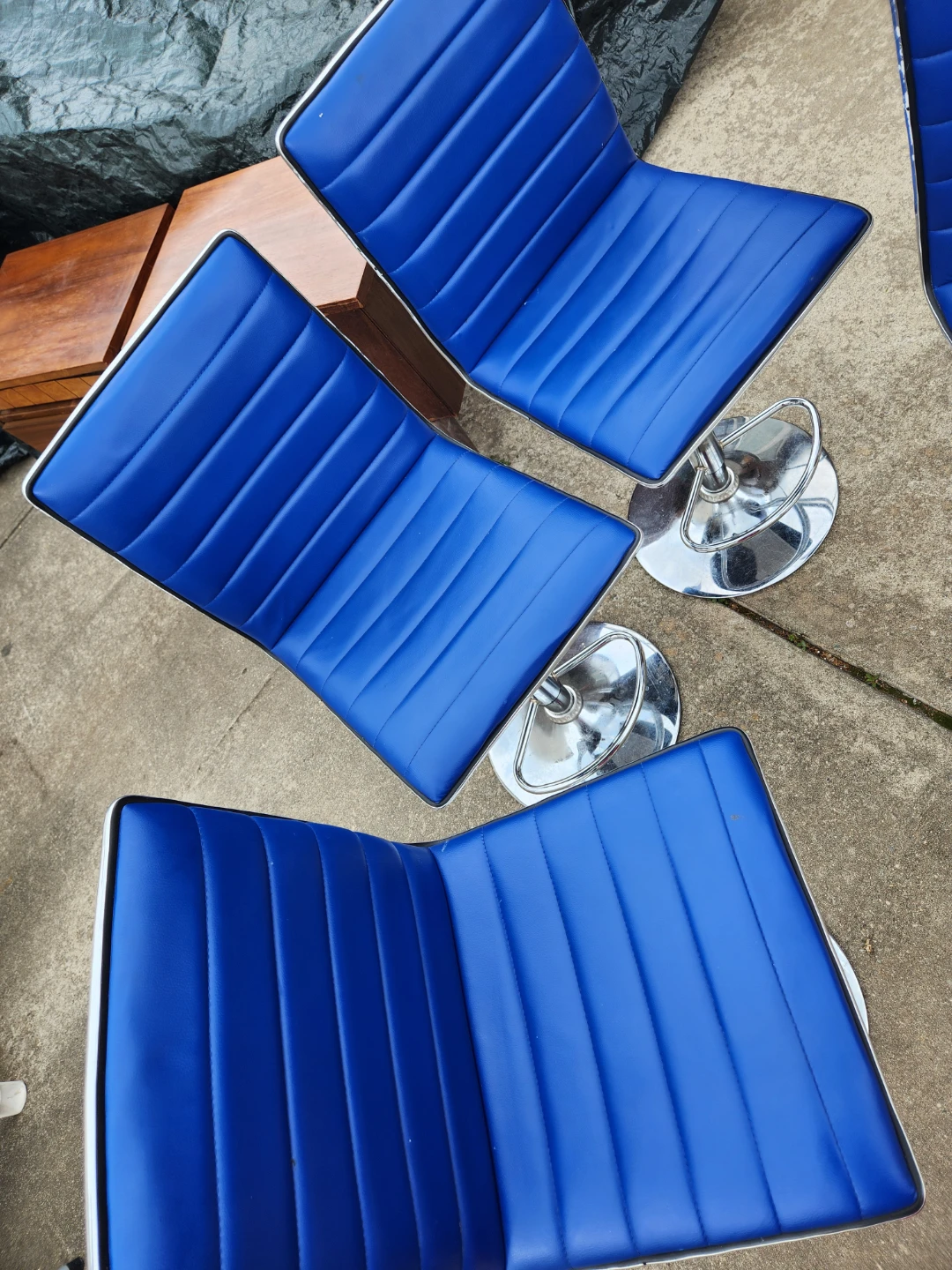 Set of 4 Blue Faux Leather adjustable Bar Stools - photo 2