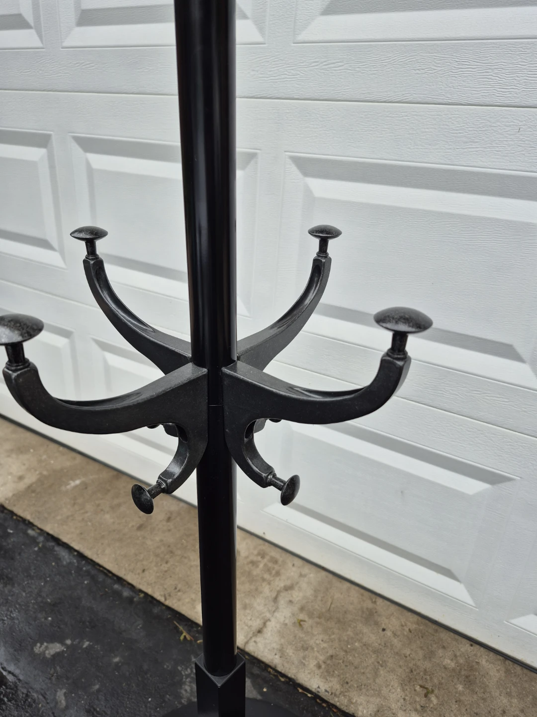 Elegant Black Metal Coat Rack - great find - photo 4