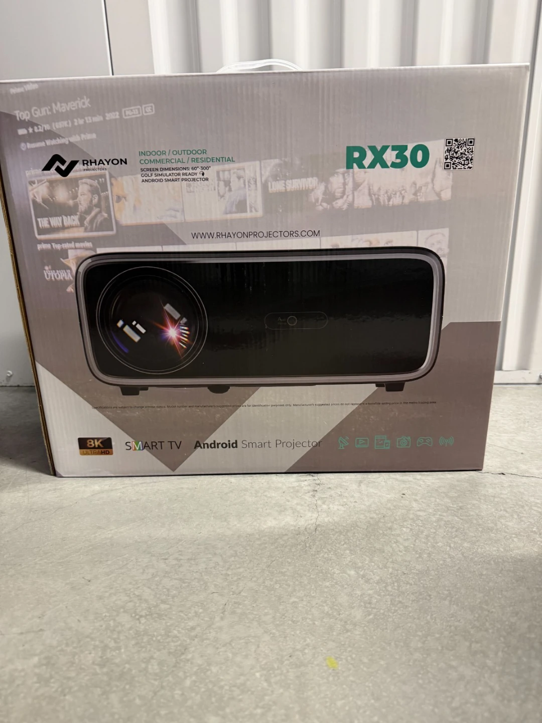 New 72 " 8K projection TV and speakers and iptv - photo 3