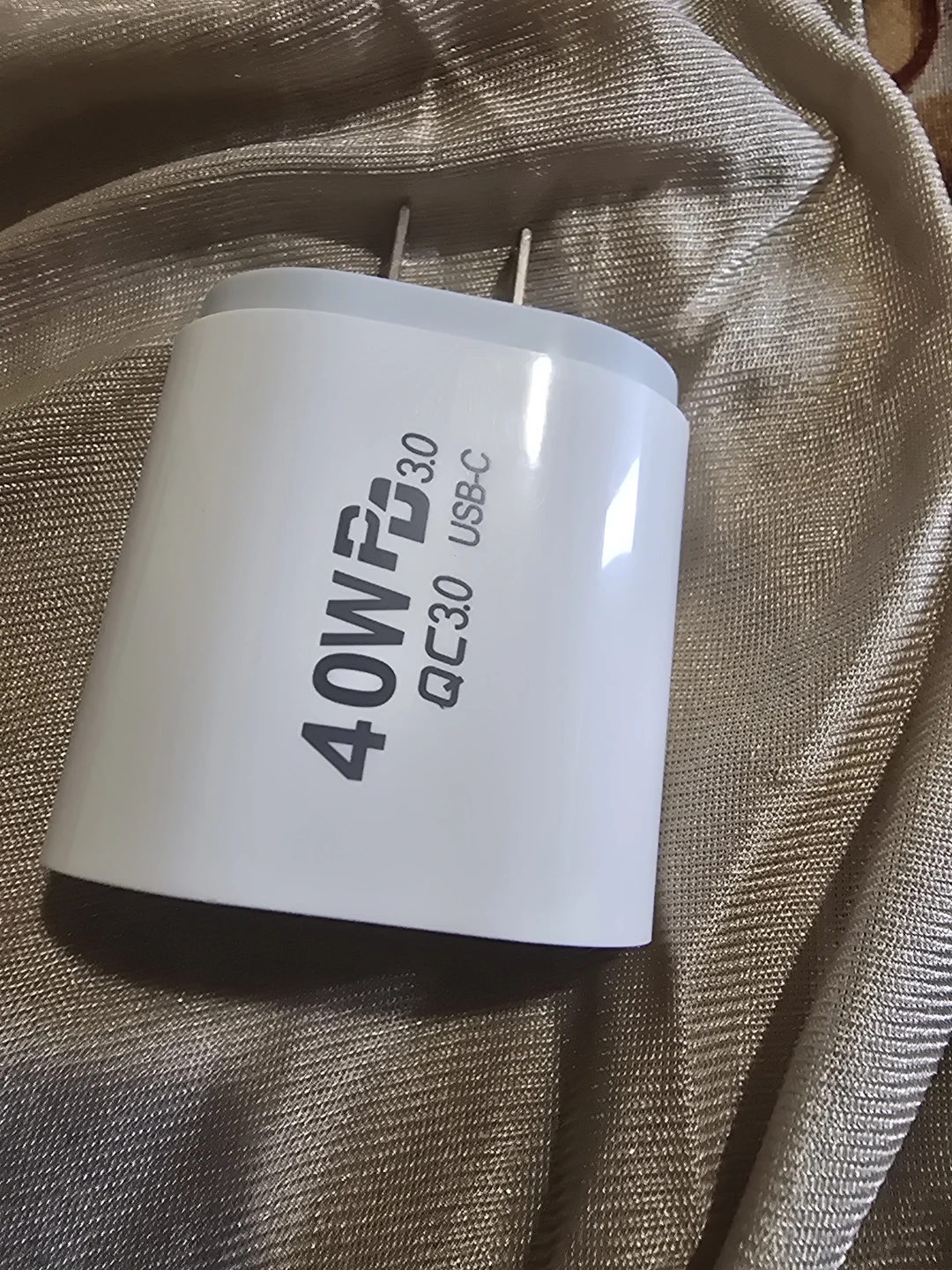 40W USB-C PD QC3.0 Fast Charger - photo 2