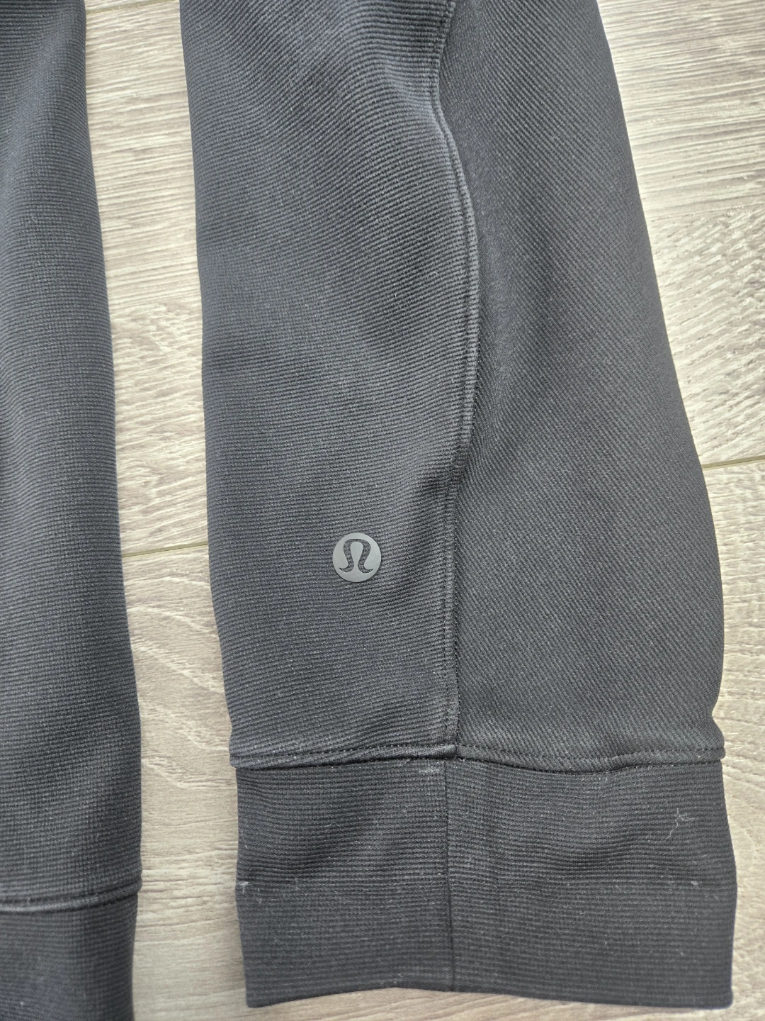 Lululemon sojourn jacket mens XL - photo 2