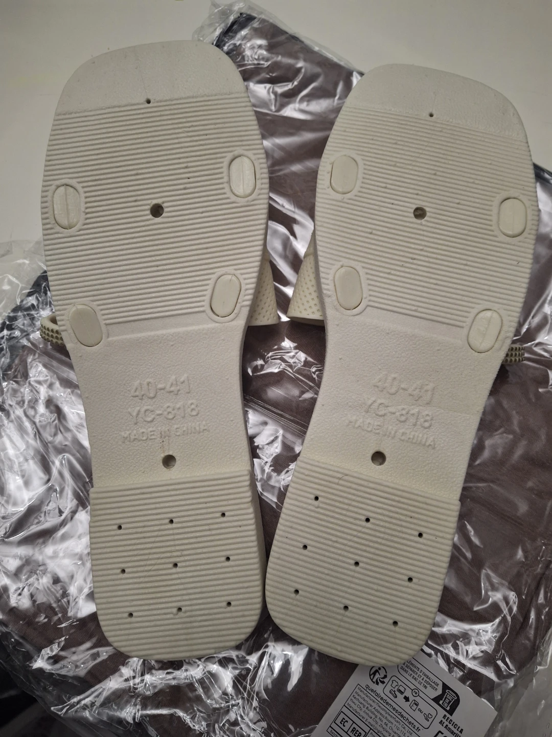 Women's White Fashion Slides with Rhinestones Size 40-41 - photo 3