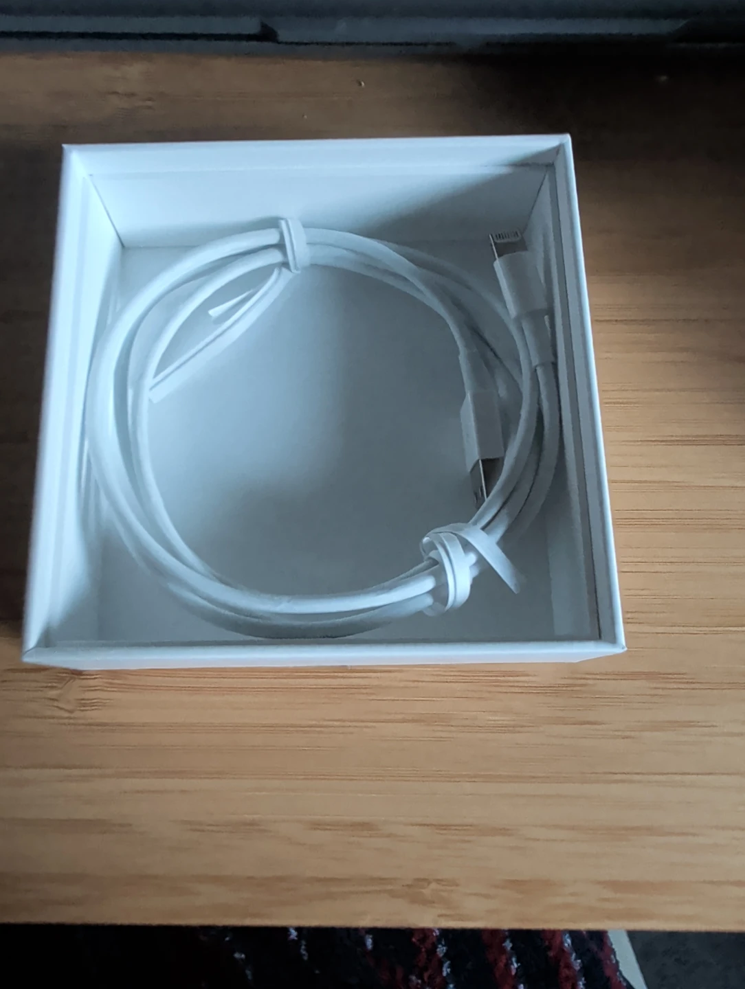 Apple AirPods with Charging Case (2nd Generation) - photo 3