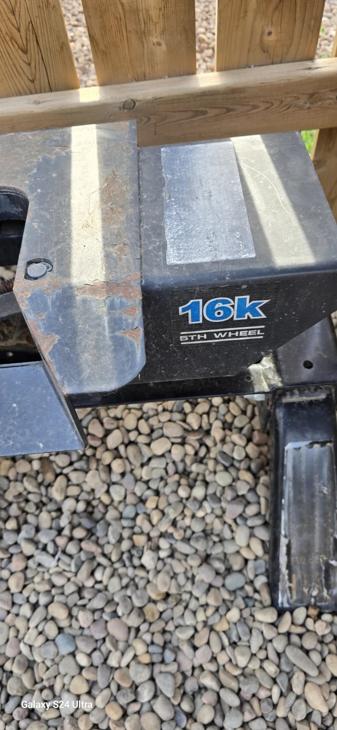 Reese 16K 5th Wheel Trailer Hitch - photo 2