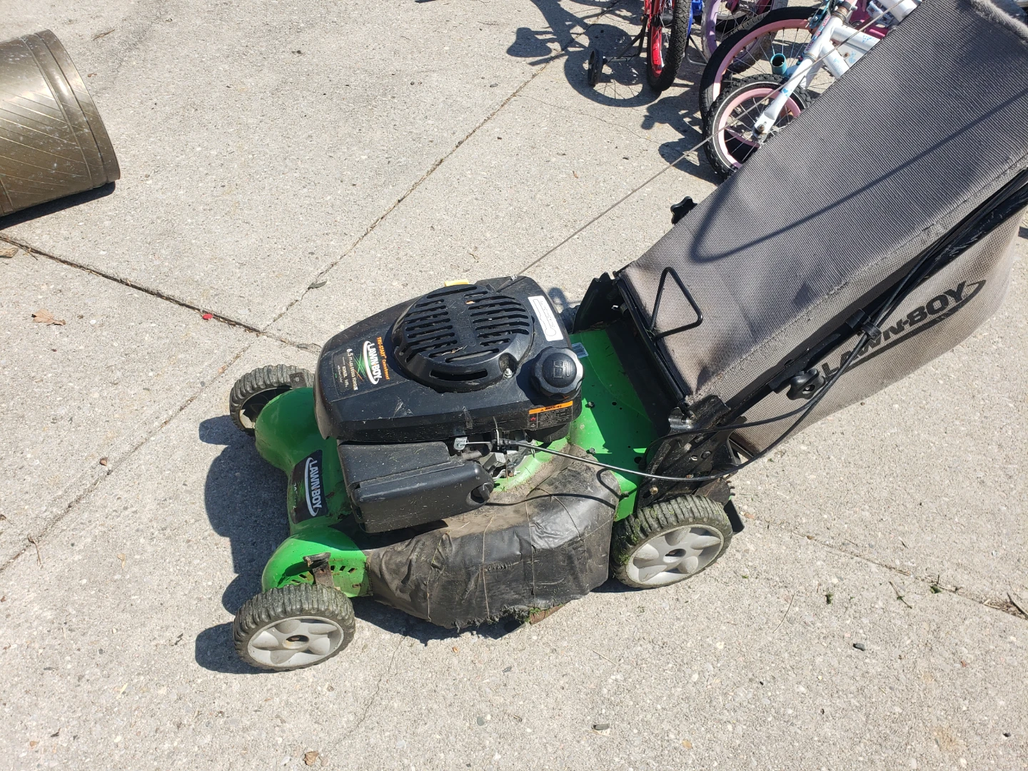 Lawn-Boy Push Mower - photo 2