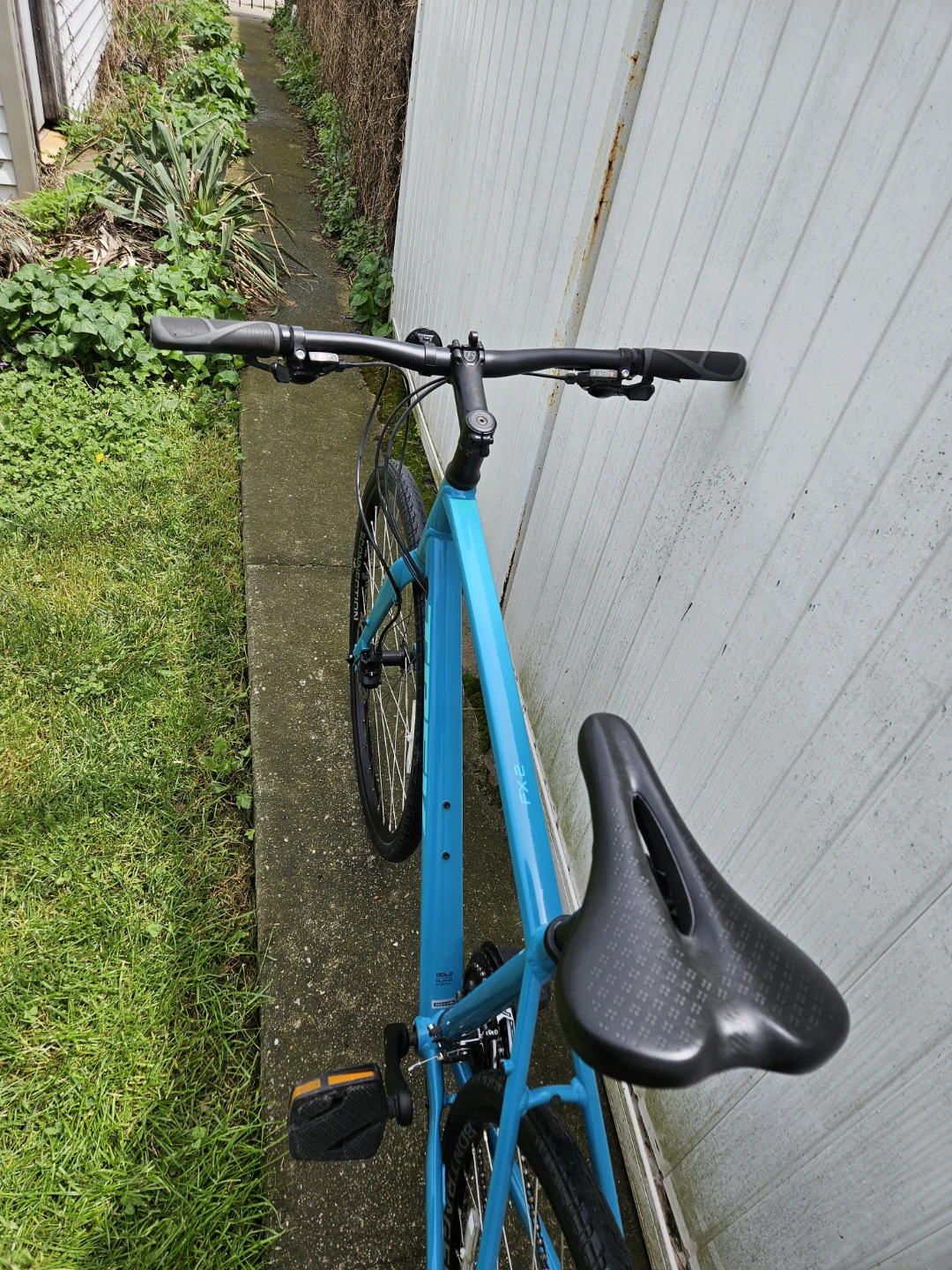 Like new! Trek FX 2 Hybrid Bike - photo 5