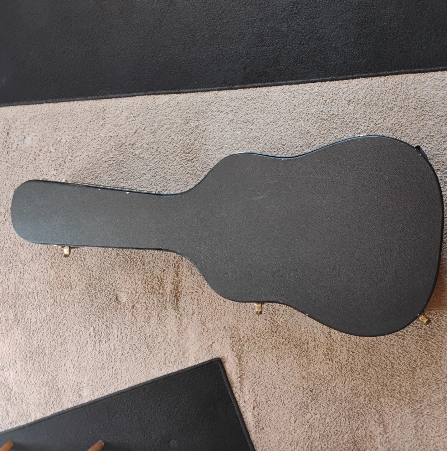 Black Acoustic Guitar Hard Case - photo 3