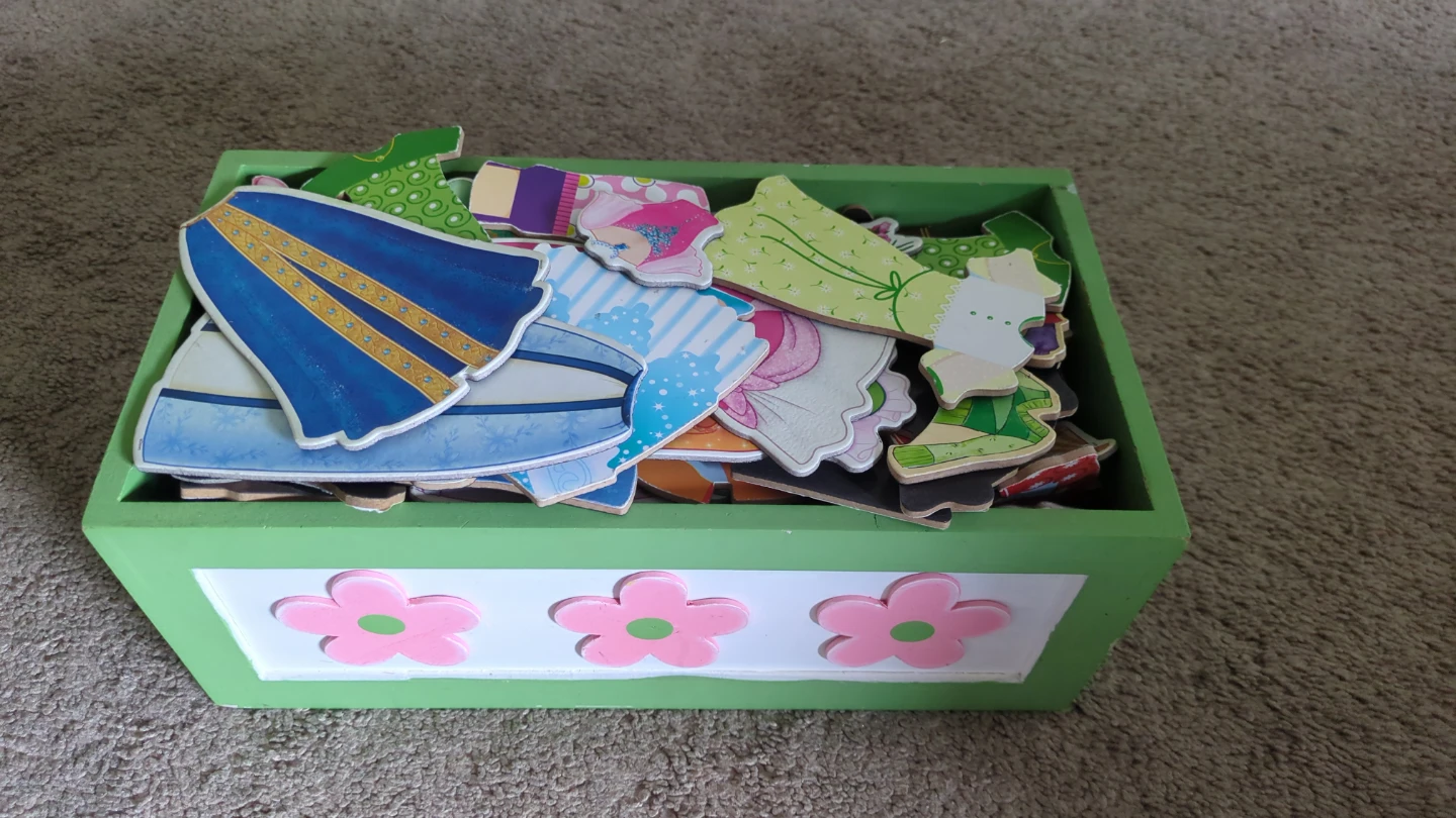 Wooden Dress-Up Doll Clothes Puzzle Set - photo 2