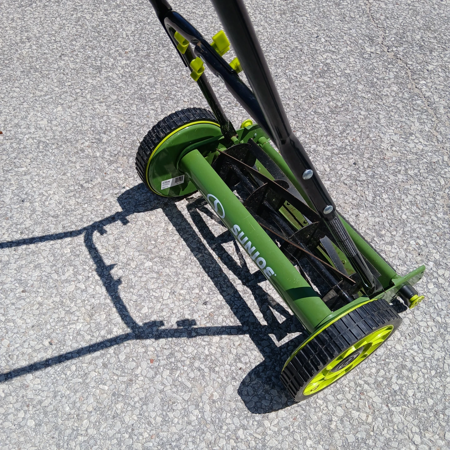Sun Joe Push Reel Lawn Mower - photo 2