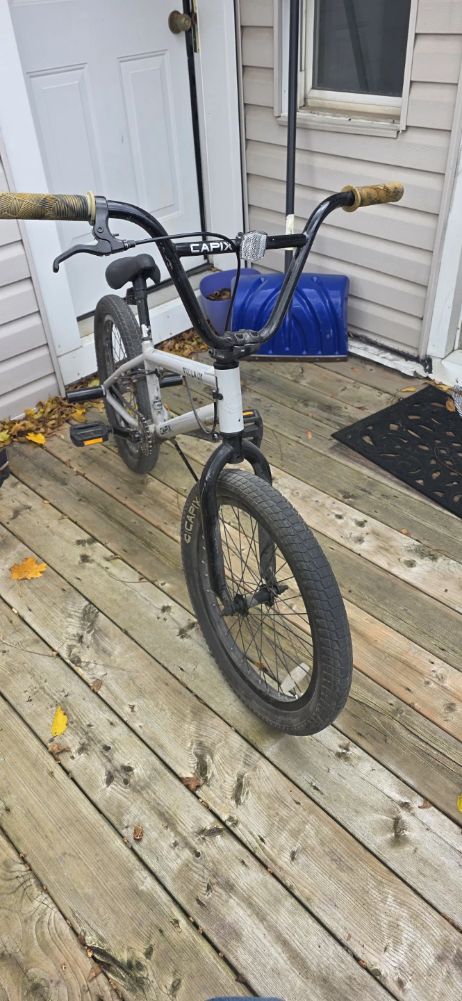 CAPiX BMX Bike
