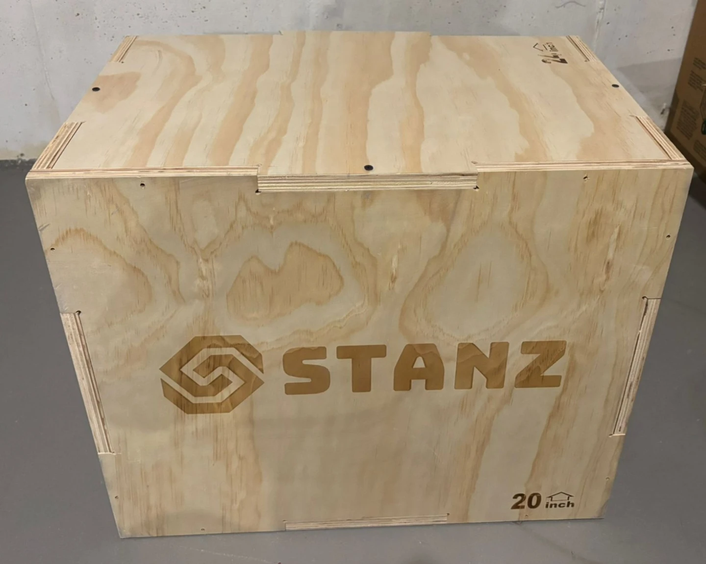 Stanz wood agility jump box
