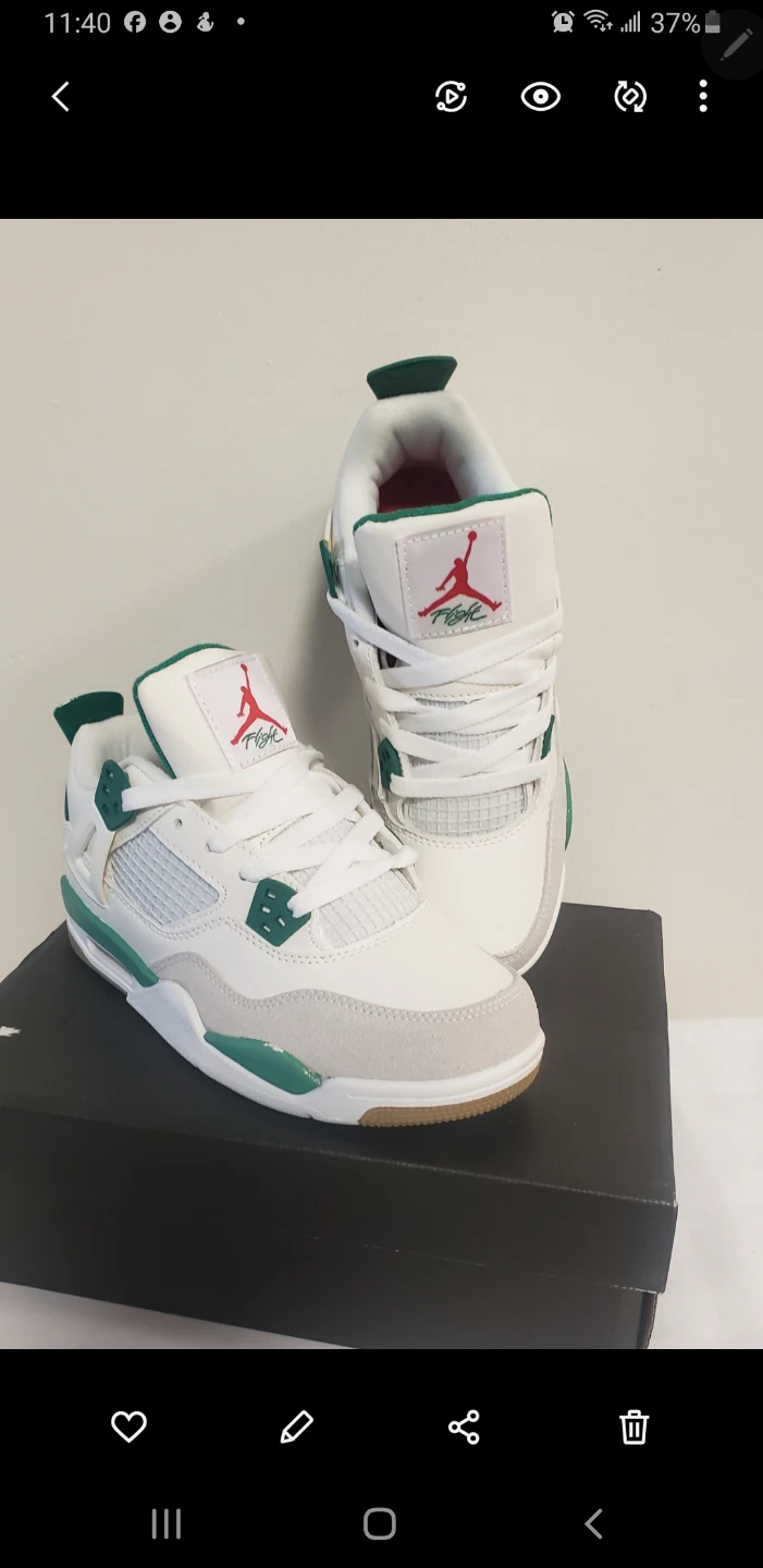 Brand new Kids Jordan Pine Green Size 2Y