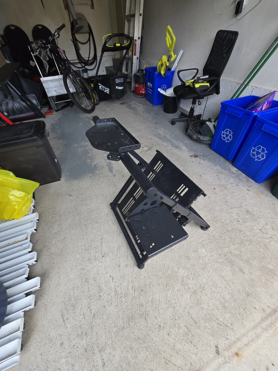 Adjustable Gaming Wheel Stand