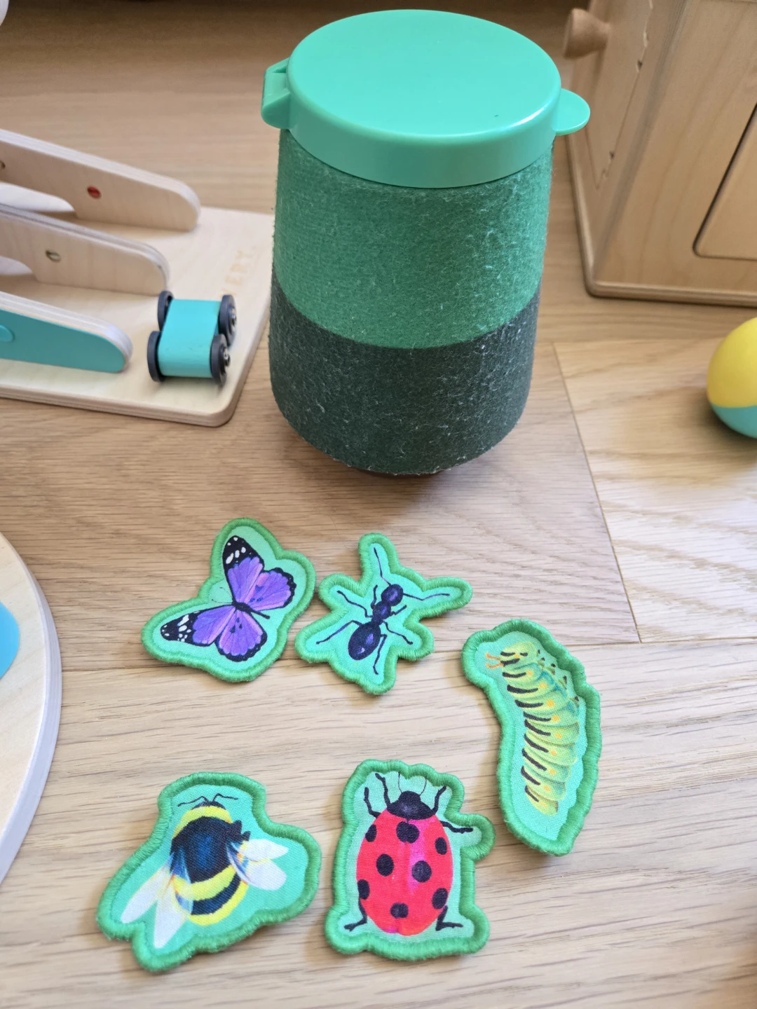 Lovevery Fuzzy Bug ShrubToy Montessori Play - photo 3