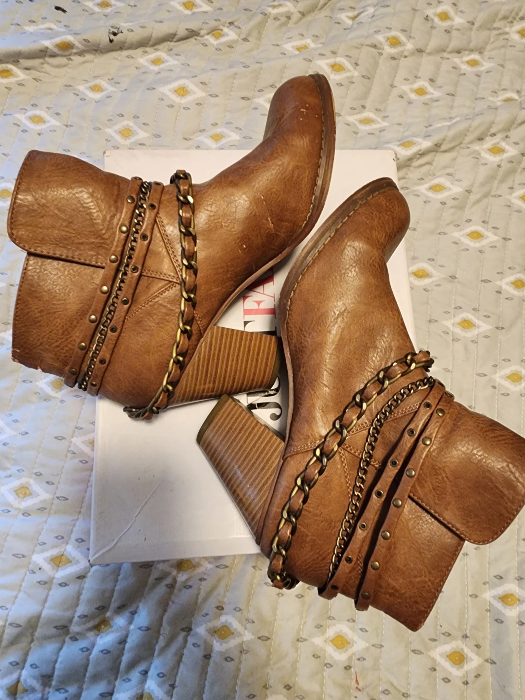 Just Fab Brown Ankle Boots with Chain Detail - photo 5