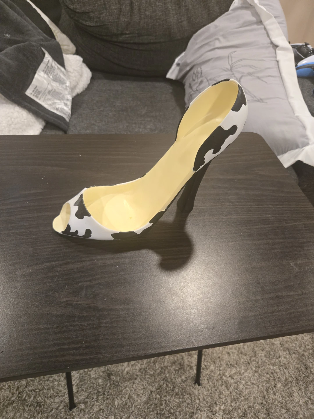 Wine bottle holder