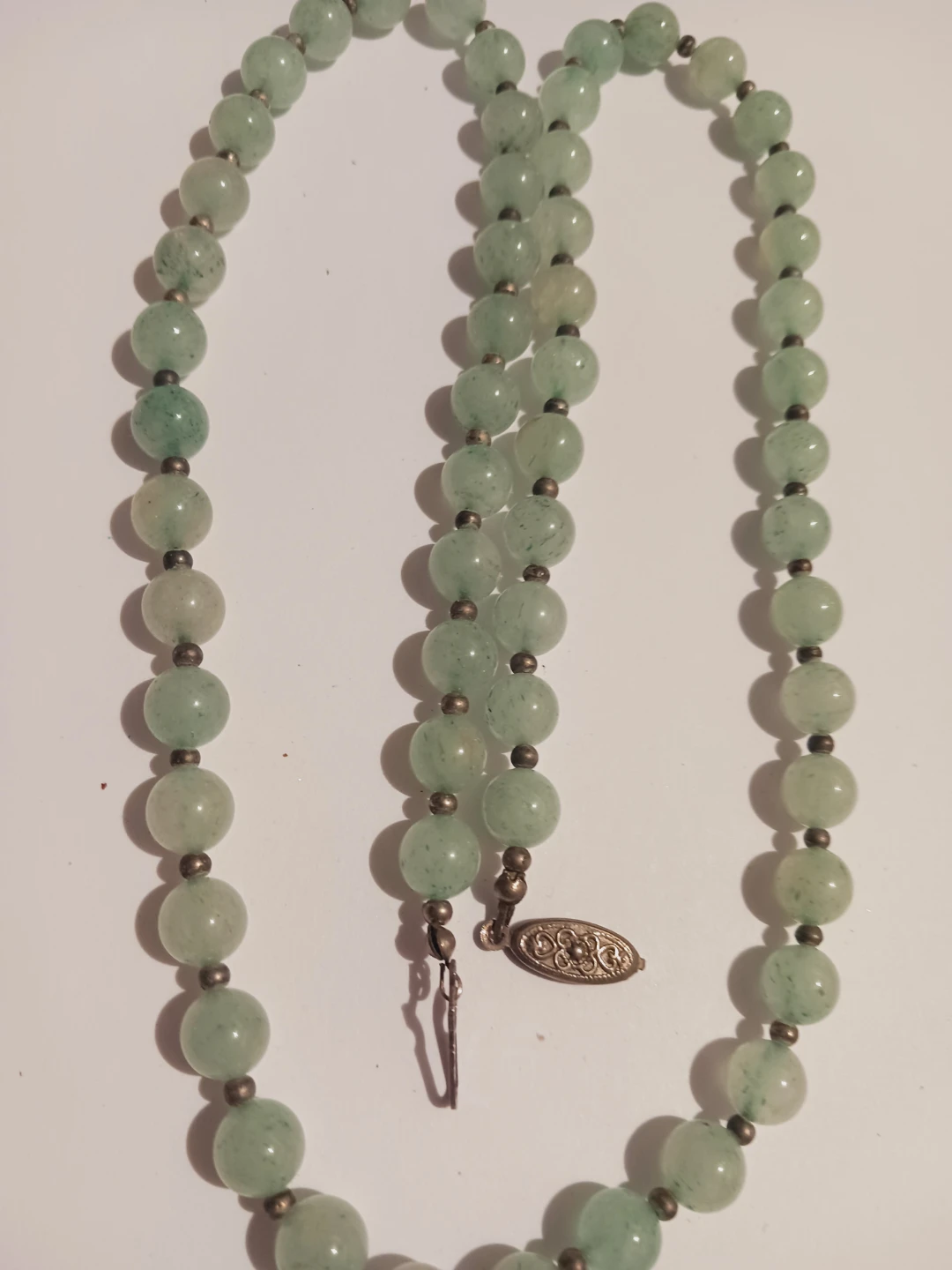 Beautiful Vintage Jade Beaded Necklace - photo 3